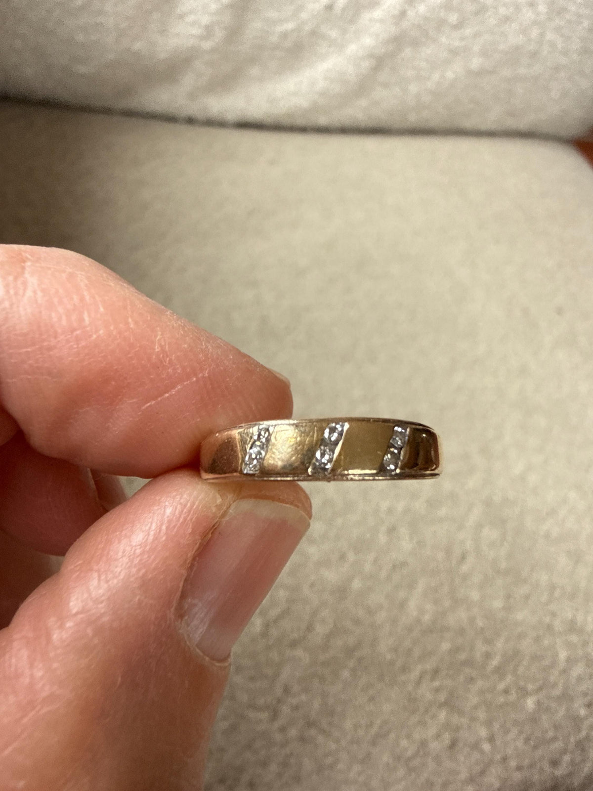 Vintage 14k Gold Band with Diamonds, size 5 3/4