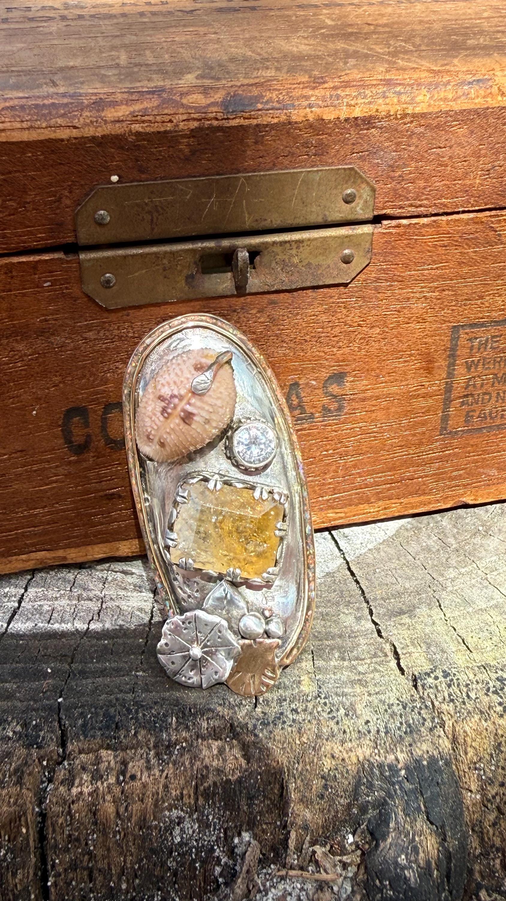 OPAL inlay, VINTAGE citrine, HANDPICKED cowrie shell, White Topaz in sterling silver and 14kgf, size 6 3/4
