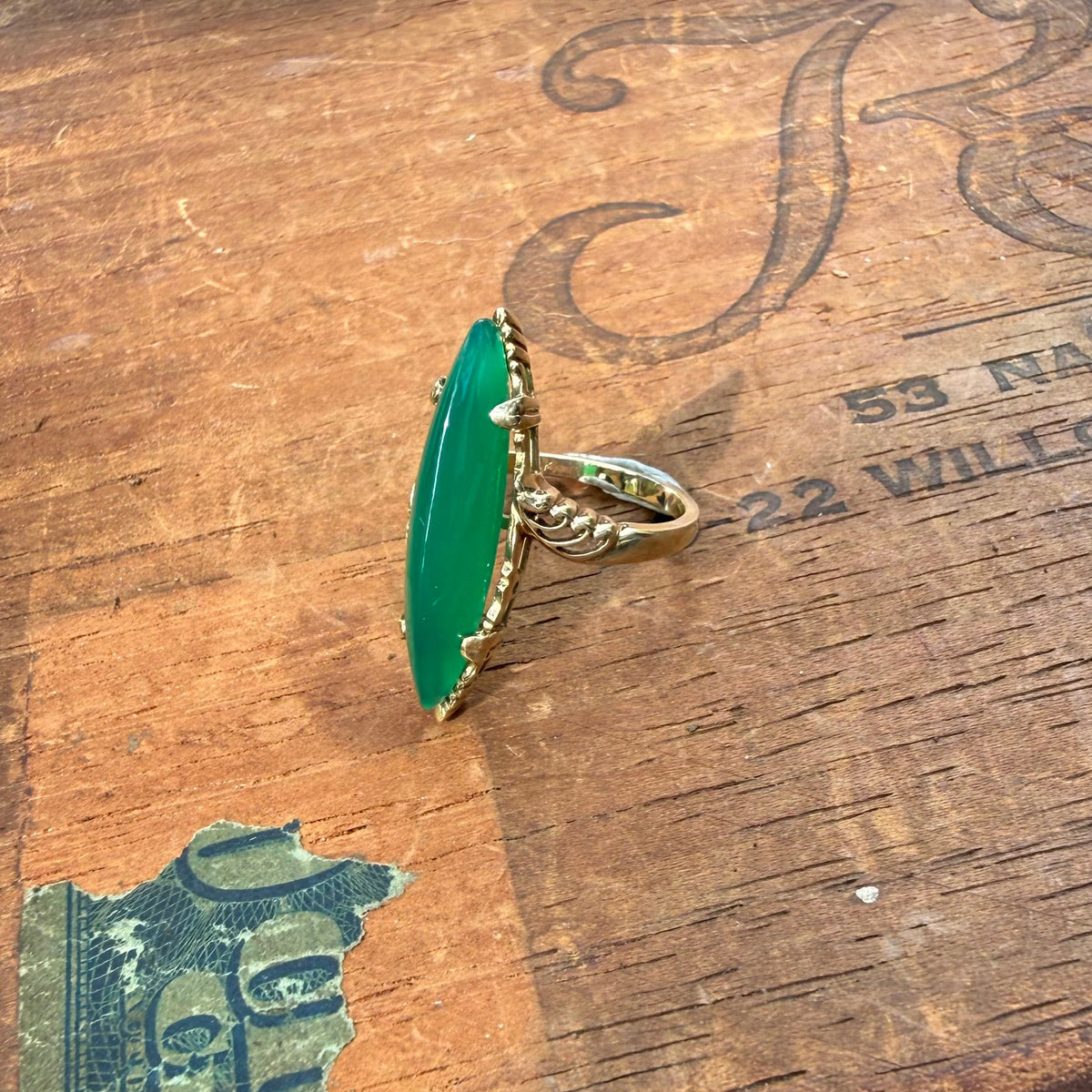 Vintage 14k Gold Marquis Shaped Chrysoprase Ring, Navette Ring. Size 6.5