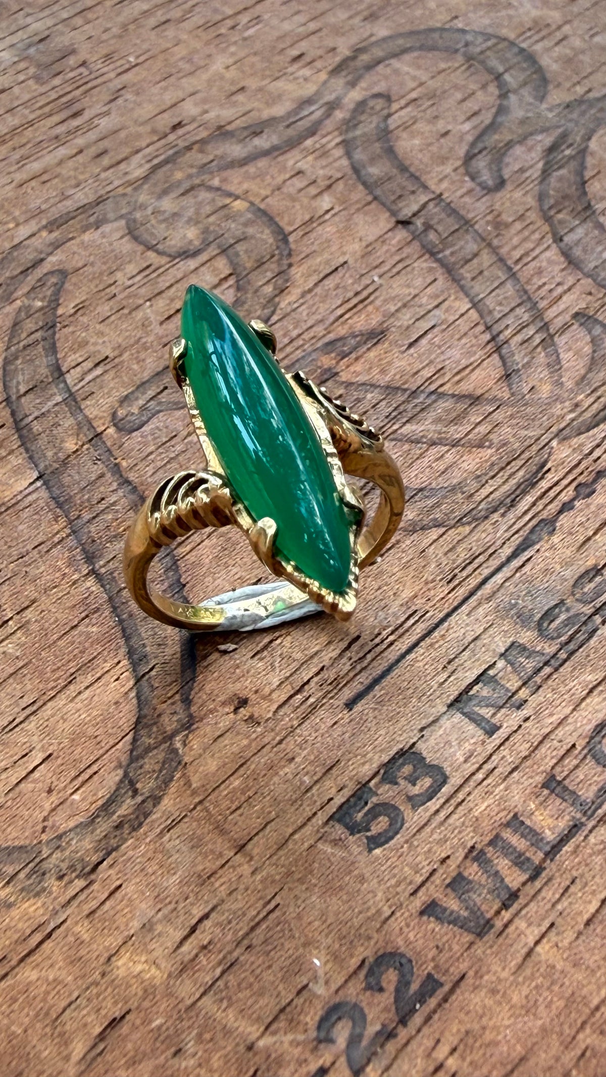 Vintage 14k Gold Marquis Shaped Chrysoprase Ring, Navette Ring. Size 6.5