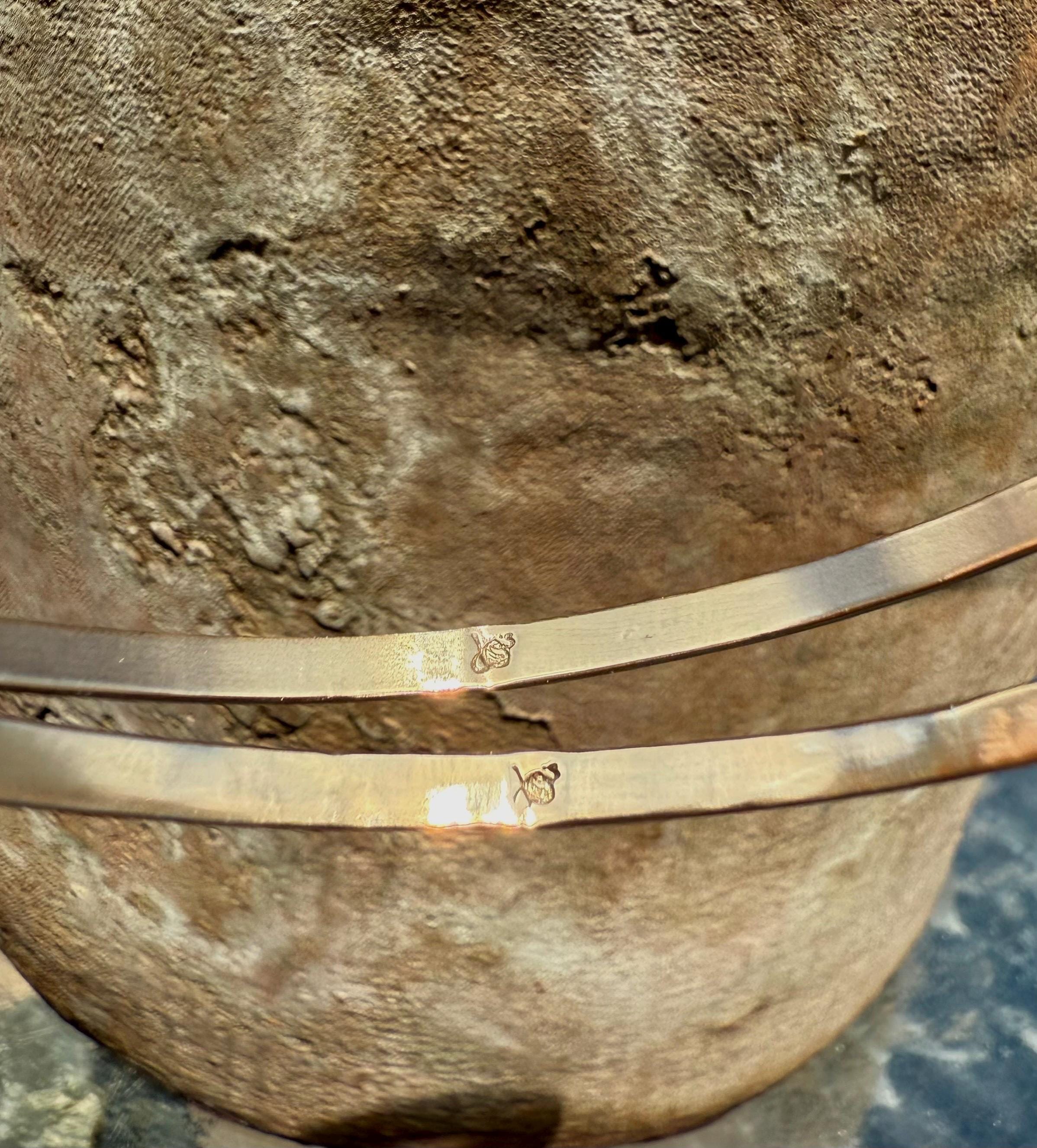 Hand-forged Heavy 14kgf Half Round Bangle Bracelet, size 8