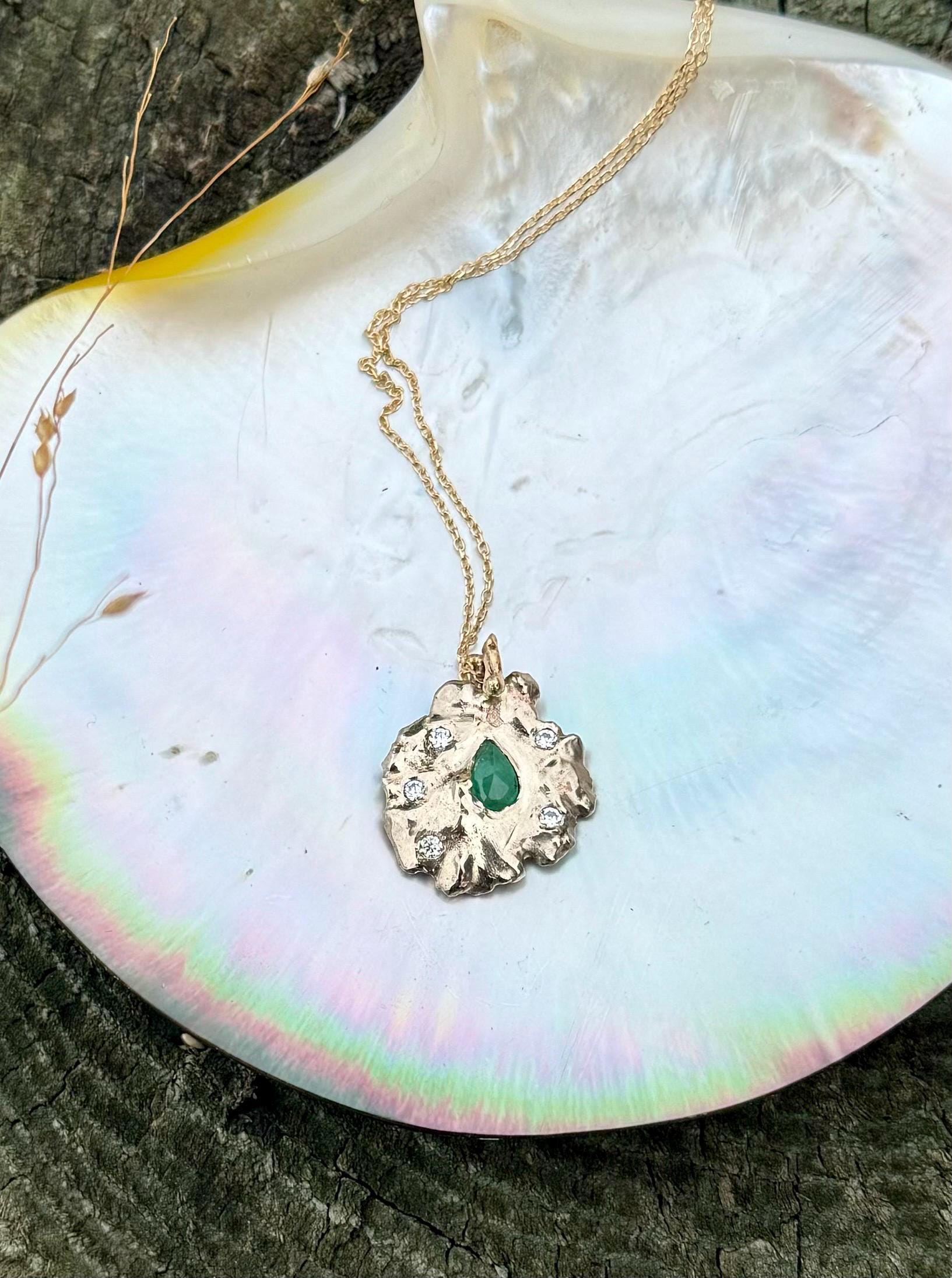 Vintage 14k Gold Emerald Pendant Necklace: Organic Moissanite Diamonds