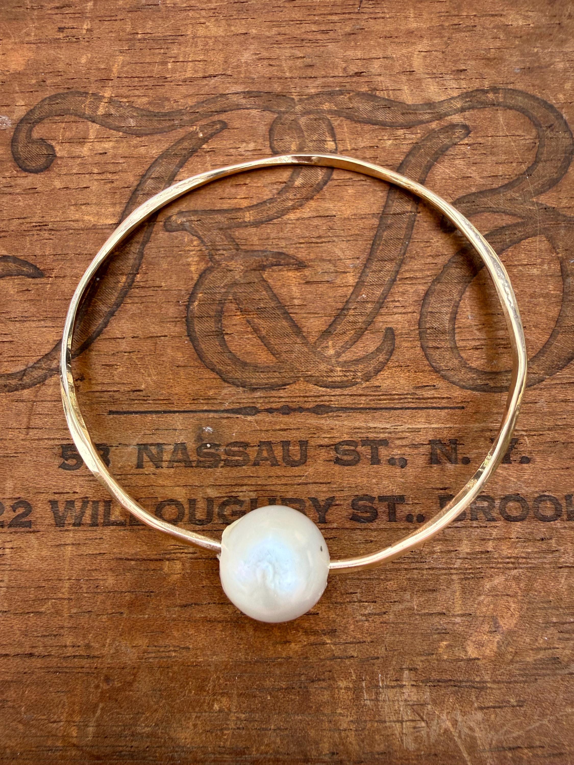 Giant Akoya Freshwater Pearl Bangle Bracelet, 14kgf, size 8